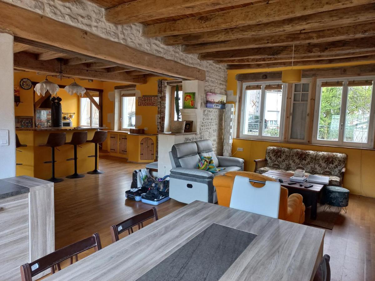 Villa Le Moulin D'Errol Saint-Jean-dʼAngély Esterno foto