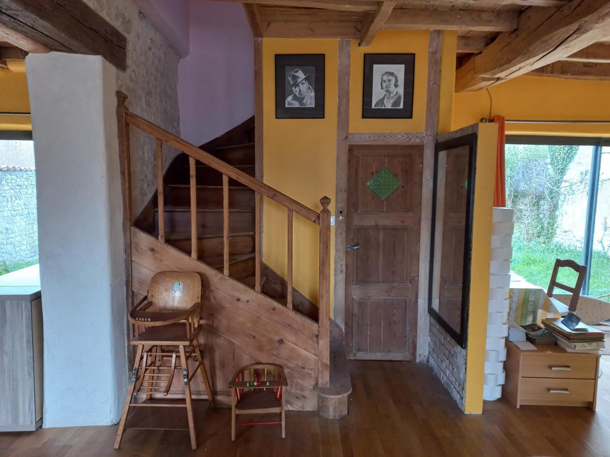 Villa Le Moulin D'Errol Saint-Jean-dʼAngély Esterno foto